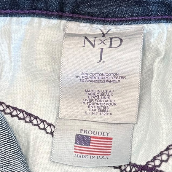 NYDJ Size 6 Blue Denim Lift & Tuck Marilyn Straight Jeans Style #10063 - Picture 6 of 6